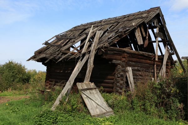 Pole Barn Demolition in Gallatin