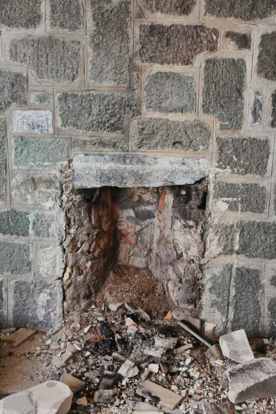 Hearth Demolition in Gallatin